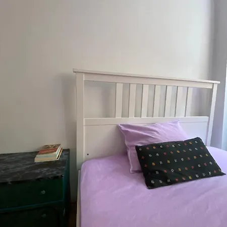 Apartamento Cihangir’in Merkezinde 1+1 Bahçeli Dubleks Daire *